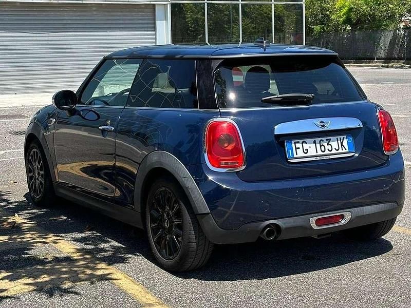 Usata Mini ONE 102 CV (75 kW) 2016 Blu/azzurro Utilitaria