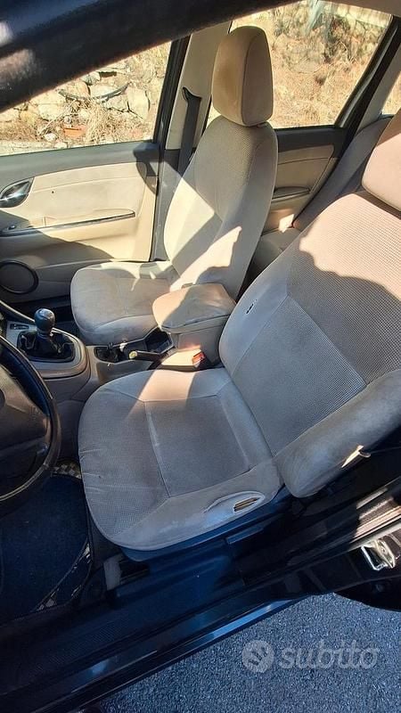 Usata Fiat Croma 150 CV (110 kW) 2008 Marrone Station wagon