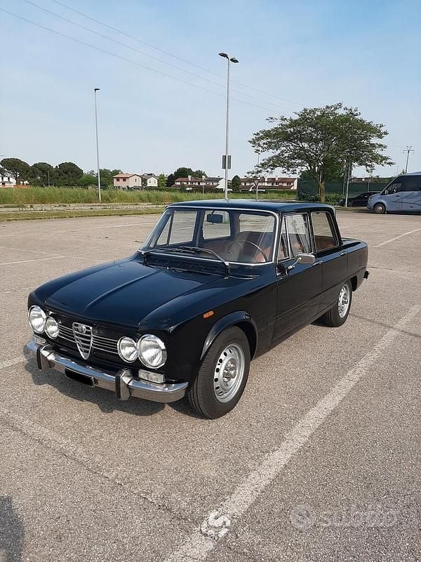 Usata Alfa Romeo Giulia Super 82 CV (60 kW) 1970 Nero Berlina