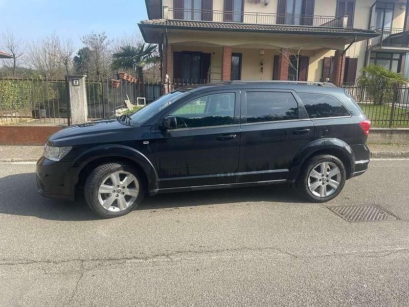 Usata Fiat Freemont Urban 140 CV (102 kW) 2011 Nero SUV