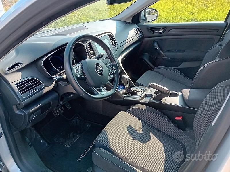 Usata Renault Mégane GrandTour Business 116 CV (85 kW) 2019 Grigio Station wagon