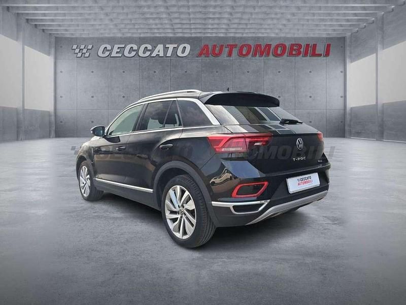 Usata VW T-Roc Style 150 CV (110 kW) 2023 Nero SUV