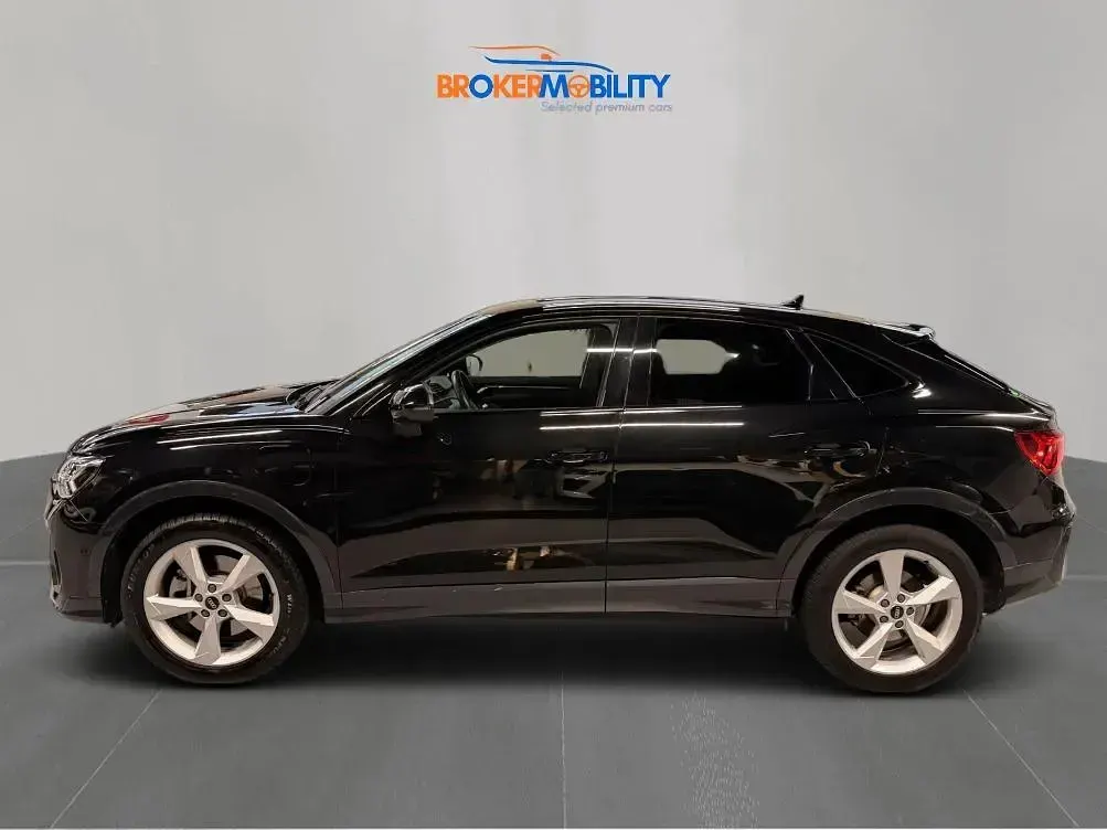 Usata Audi Q3 Sportback Comfort 149 CV (109 kW) 2024 Nero SUV