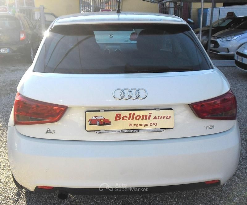 Usata Audi A1 Ambiente 90 CV (66 kW) 2012 Bianco Utilitaria