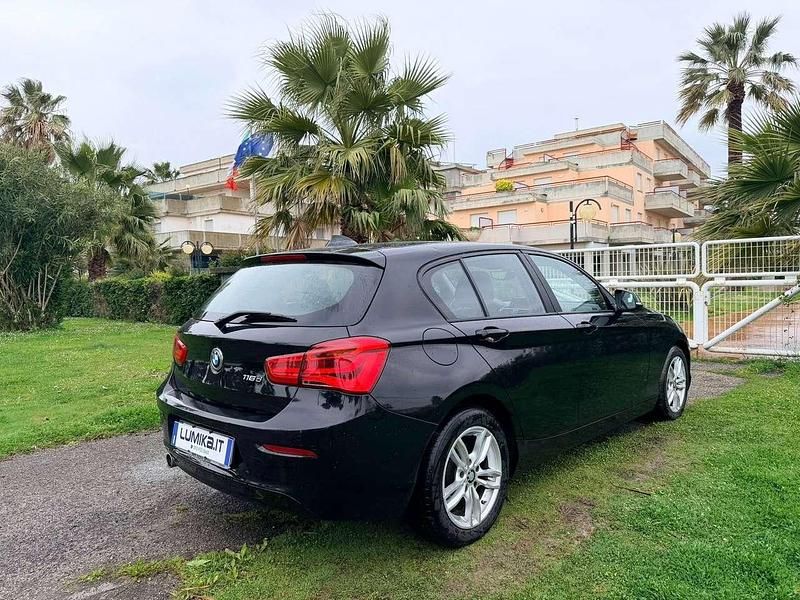 Usata BMW 116 Advantage 116 CV (85 kW) 2015 Argento Utilitaria