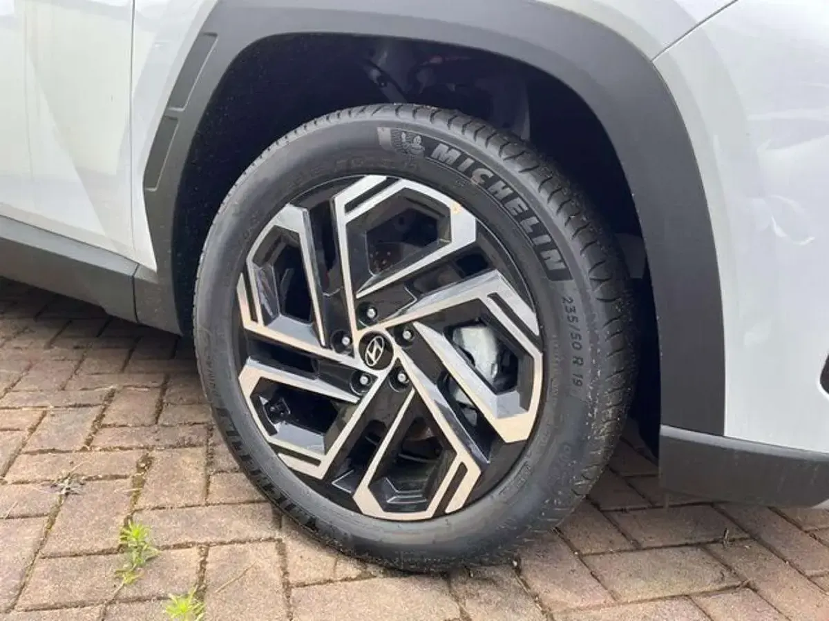 Nuova Hyundai Tucson 179 CV (131 kW) 2026 Bianco SUV