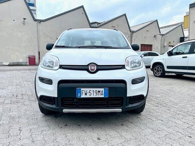 Usata Fiat Panda Cross Cross 85 CV (62 kW) 2019 Bianco Utilitaria