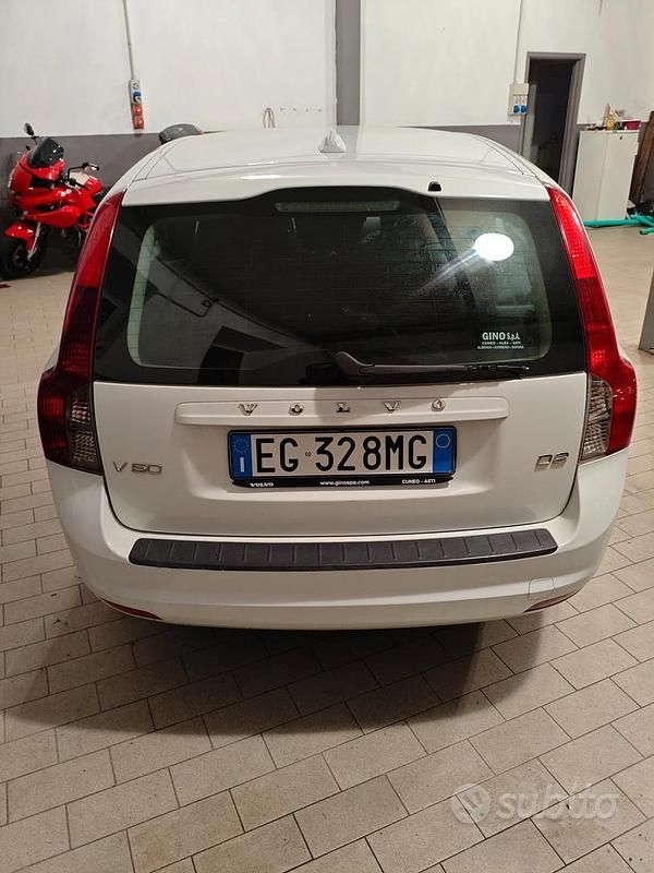 Occasion Volvo V50 115 ch (84 kW) 2011 Blanc Break