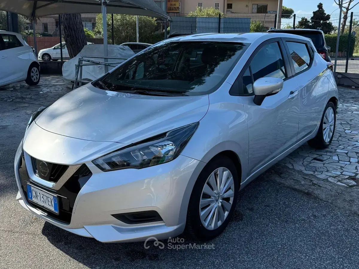 Begagnad Nissan Micra Acenta 92 HK (67 kW) 2023 Silver Halvkombi
