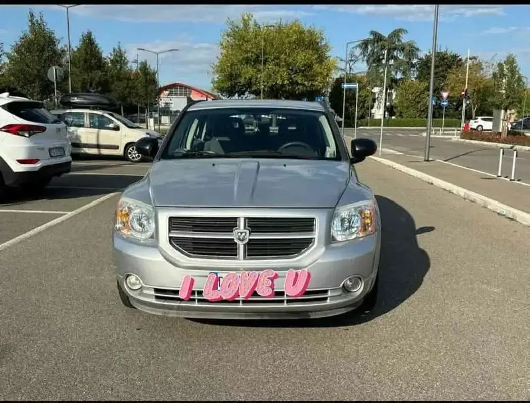 Usata Dodge Caliber SXT 140 CV (102 kW) 2007 Utilitaria