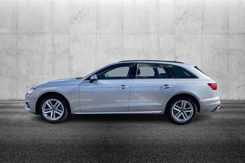 Usata Audi A4 Advanced 163 CV (119 kW) 2023 Argento Station wagon