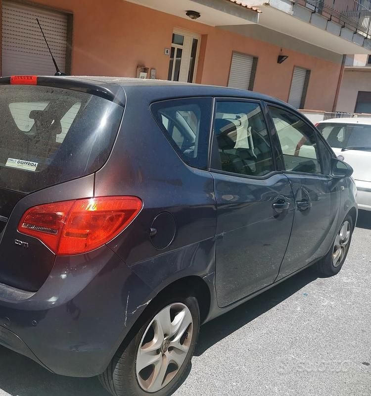 Usata Opel Meriva 110 CV (80 kW) 2015 Grigio Monovolume