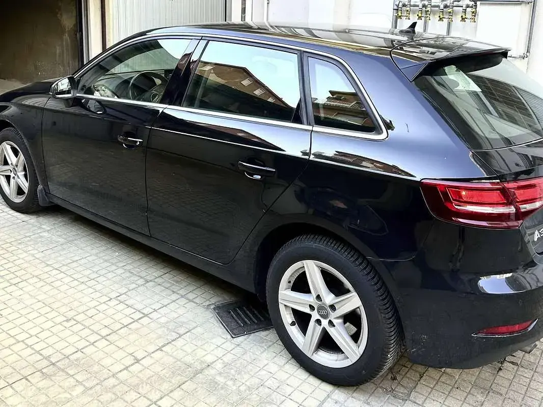Usata Audi A3 Business 116 CV (85 kW) 2019 Nero Berlina