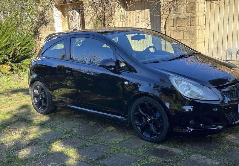 Usata Opel Corsa OPC 192 CV (141 kW) 2010 Utilitaria