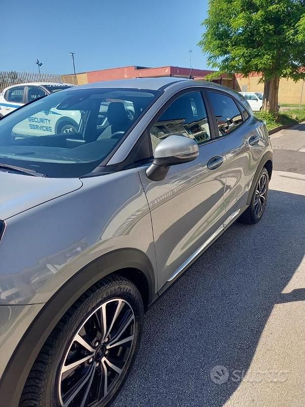 Usata Ford Puma 125 CV (91 kW) 2020 Grigio Utilitaria