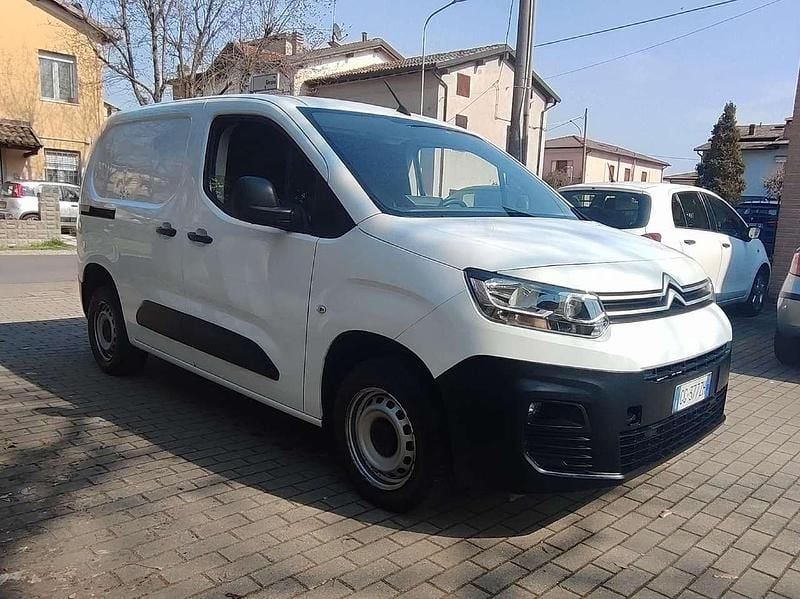Usata Citroën Berlingo Feel 76 CV (55 kW) 2021 Bianco Monovolume