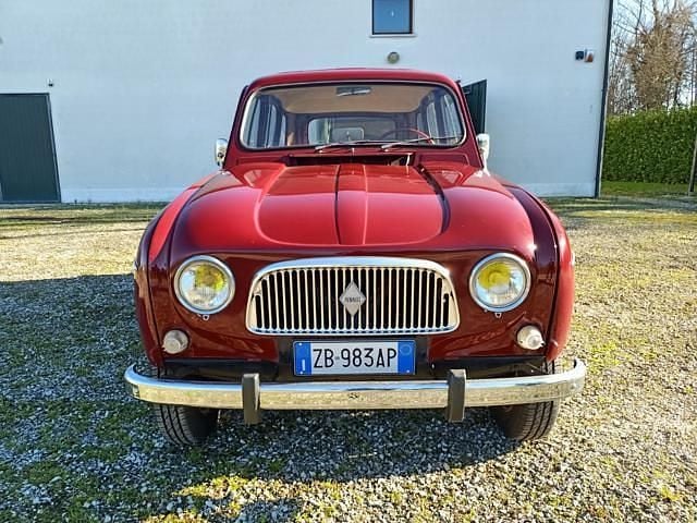 Usata Renault R4 1966 Bordeaux Berlina