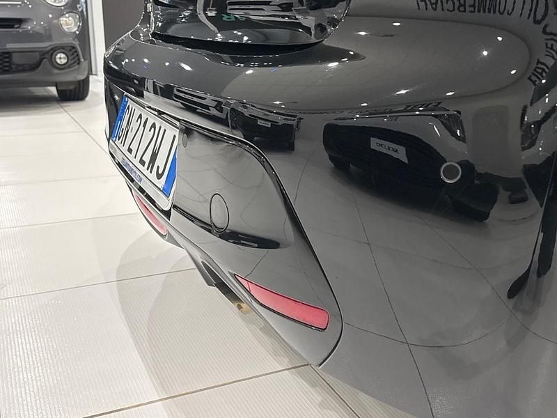 Usata Peugeot 208 Allure 101 CV (74 kW) 2023 Nero Utilitaria