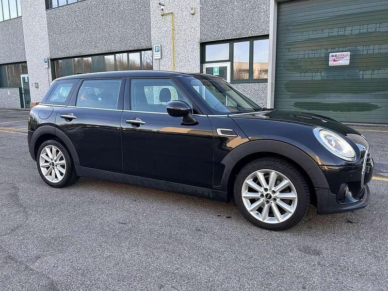 Nero Usata 2017 Mini Cooper D Clubman Hype Station wagon | 13.790 € (Buon prezzo) - Immagine 1/4