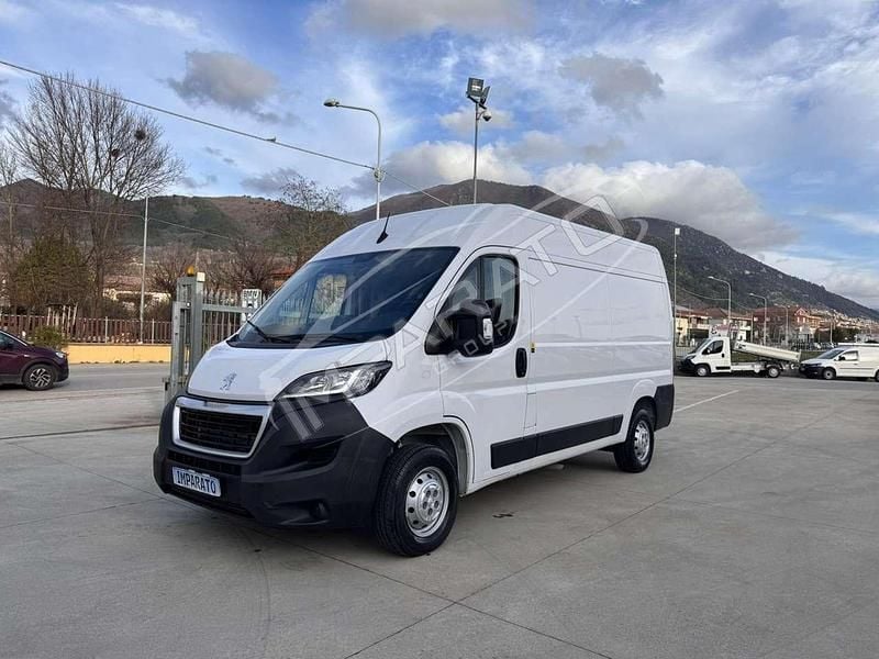 Usata Peugeot Boxer S 140 CV (102 kW) 2022 Bianco Furgone