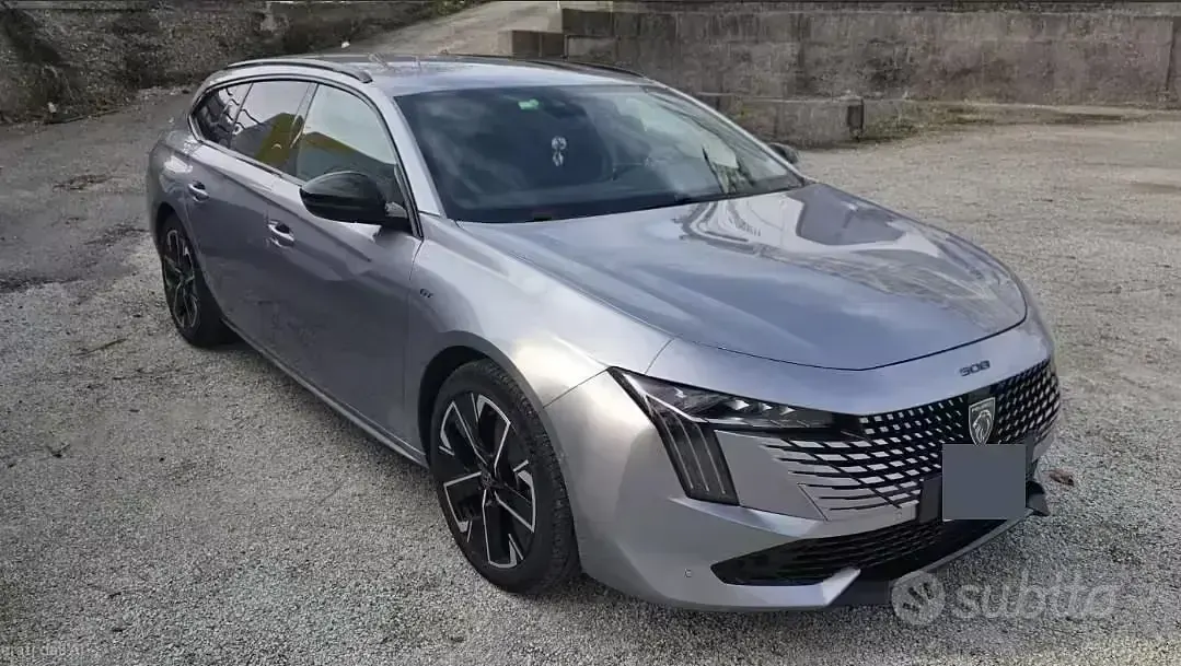 Usata Peugeot 508 GT-line 131 CV (96 kW) 2024 Grigio Station wagon