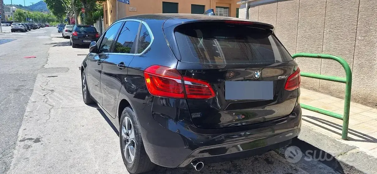 Usata BMW 218 Active Tourer 150 CV (110 kW) 2016 Nero Monovolume