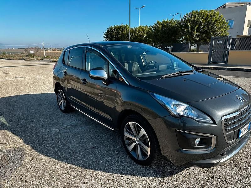 Usata Peugeot 3008 120 CV (88 kW) 2016 Berlina