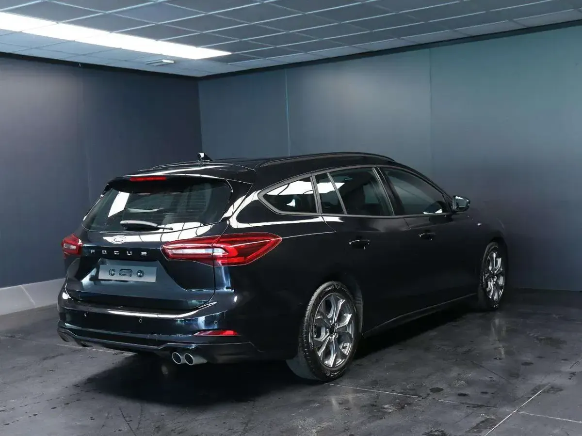 Usata Ford Focus ST-Line 125 CV (91 kW) 2025 Nero Station wagon