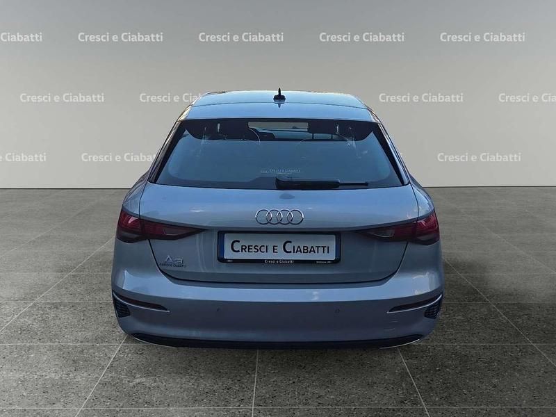 Usata Audi A3 Business 110 CV (80 kW) 2022 Argento Berlina