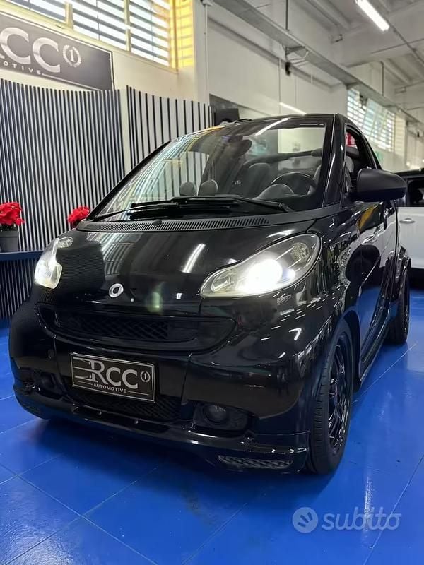 Usata Smart ForTwo Cabrio Brabus 98 CV (72 kW) 2009 Nero Cabrio