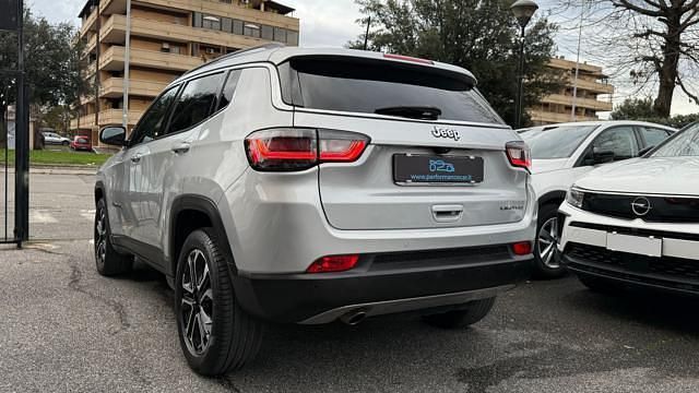 Usata Jeep Compass Limited 131 CV (96 kW) 2021 Bianco pastello SUV