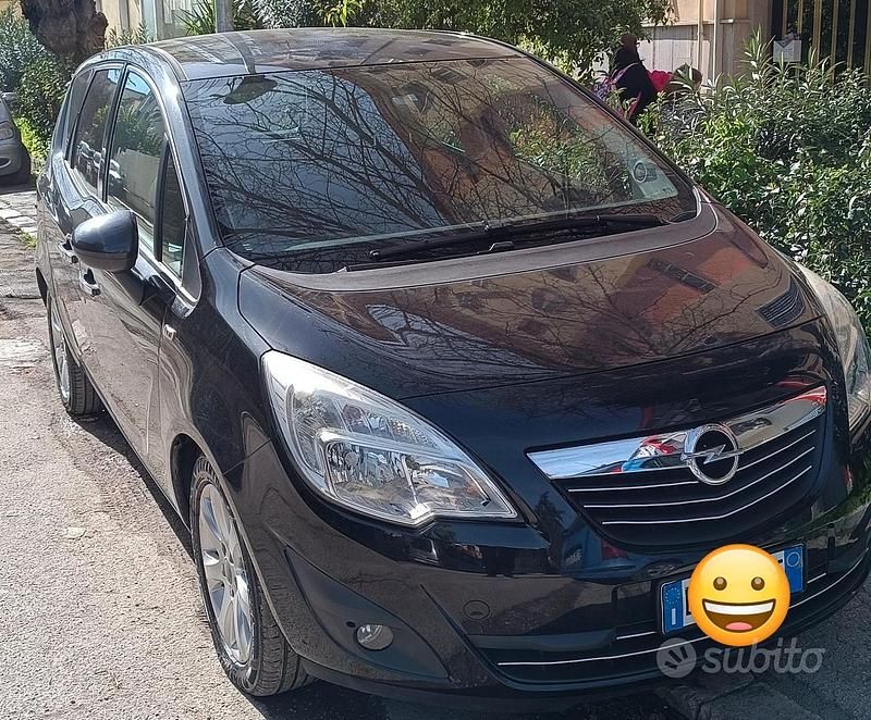 Usata Opel Meriva 95 CV (69 kW) 2011 Monovolume