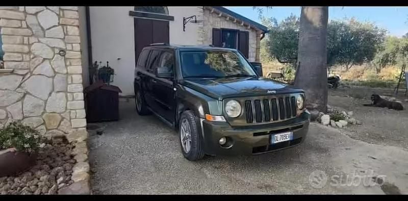 Usata Jeep Patriot 140 CV (102 kW) 2008 Verde SUV