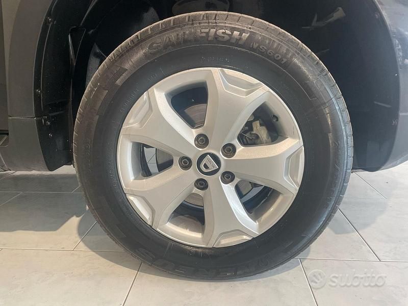 Usata Dacia Duster Comfort 117 CV (86 kW) 2020 Nero Station wagon