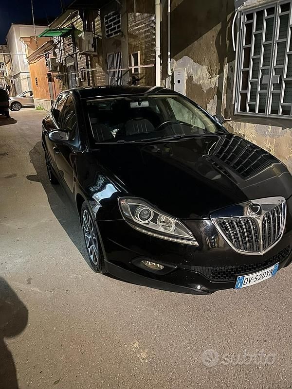 Usata Lancia Delta 120 CV (88 kW) 2009 Nero Utilitaria