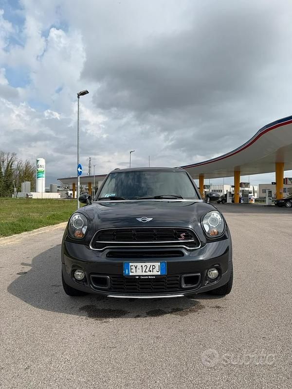 Usata Mini Cooper S Countryman 190 CV (139 kW) 2015 Nero SUV