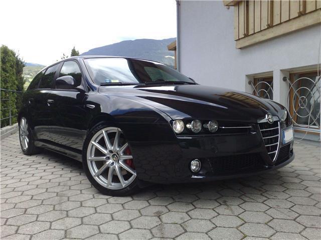 Venduto Alfa Romeo 159 2.0 JTDm Ti 17. - auto usate in vendita