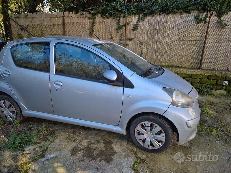 Usata Toyota Aygo 67 CV (49 kW) 2008 Utilitaria