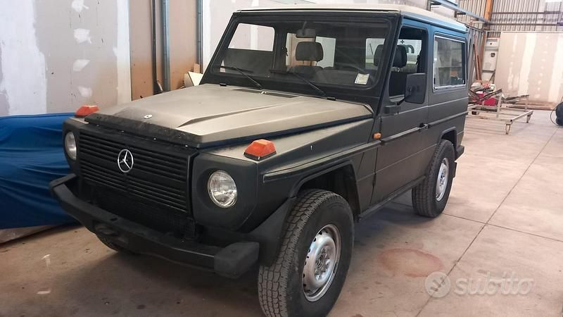 Usata Mercedes G250 84 CV (61 kW) 1988 Nero SUV