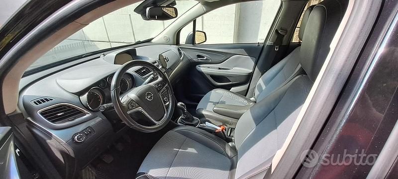 Usata Opel Mokka 140 CV (102 kW) 2014 Nero SUV