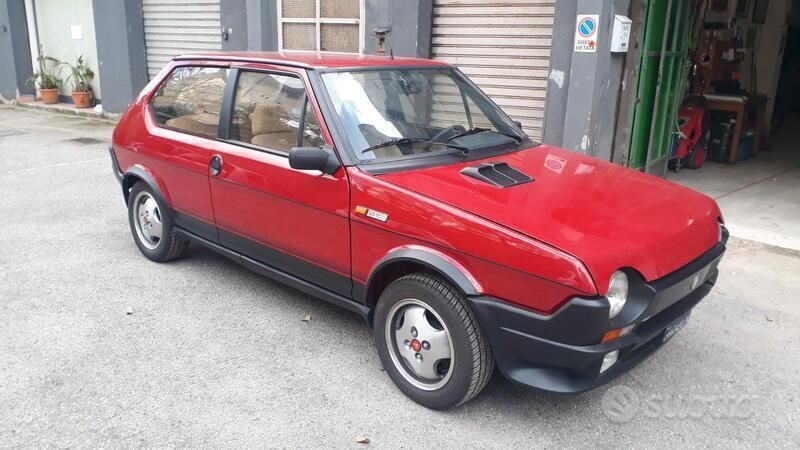 Rosso Usata 1983 Fiat Ritmo Abarth Due volumi | 25.000 € - Immagine 1/4