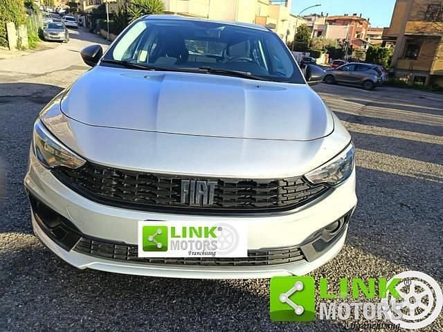 Usata Fiat Tipo Lounge 95 CV (69 kW) 2021 Grigio Berlina