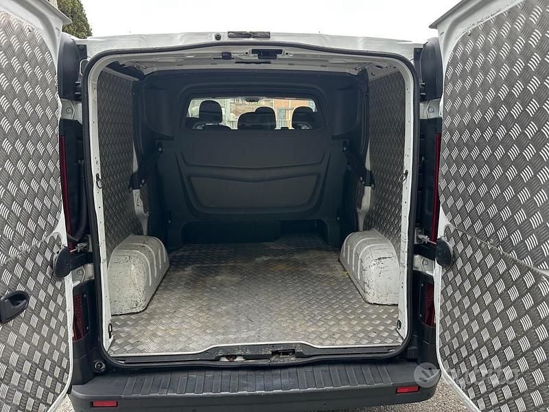 Usata Renault Trafic 89 CV (65 kW) 2015 Bianco Monovolume