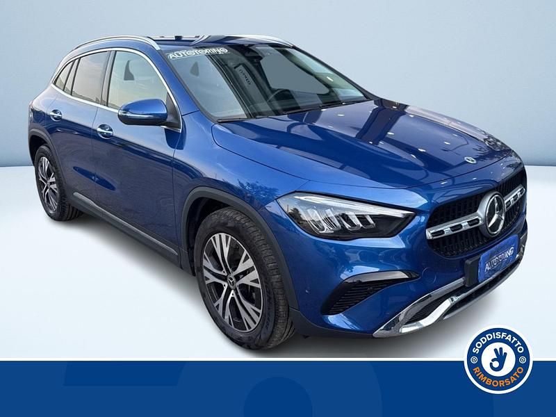 Usata Mercedes GLA200 Advanced Plus 150 CV (110 kW) 2025 Blu metallizzato SUV