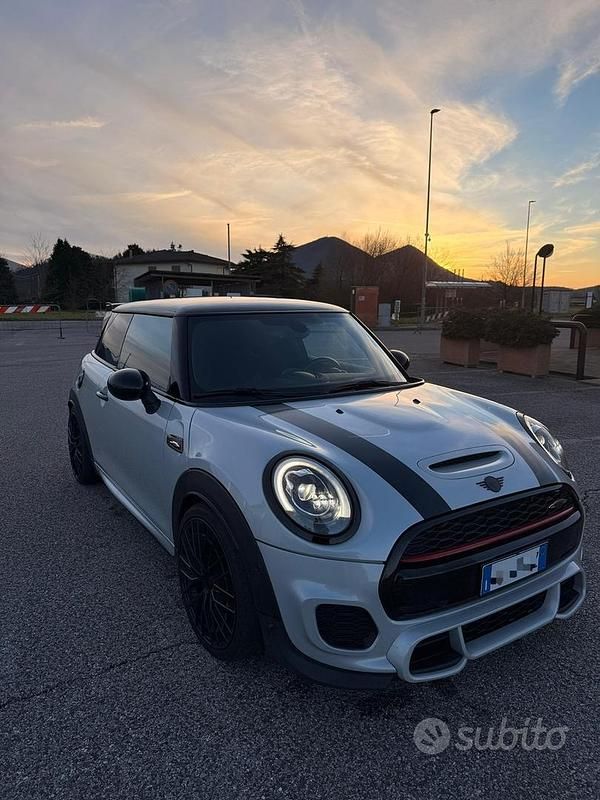 Usata Mini John Cooper Works 290 CV (213 kW) 2017 Grigio Utilitaria