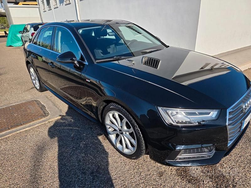Usata Audi A4 150 CV (110 kW) 2018 Nero Berlina