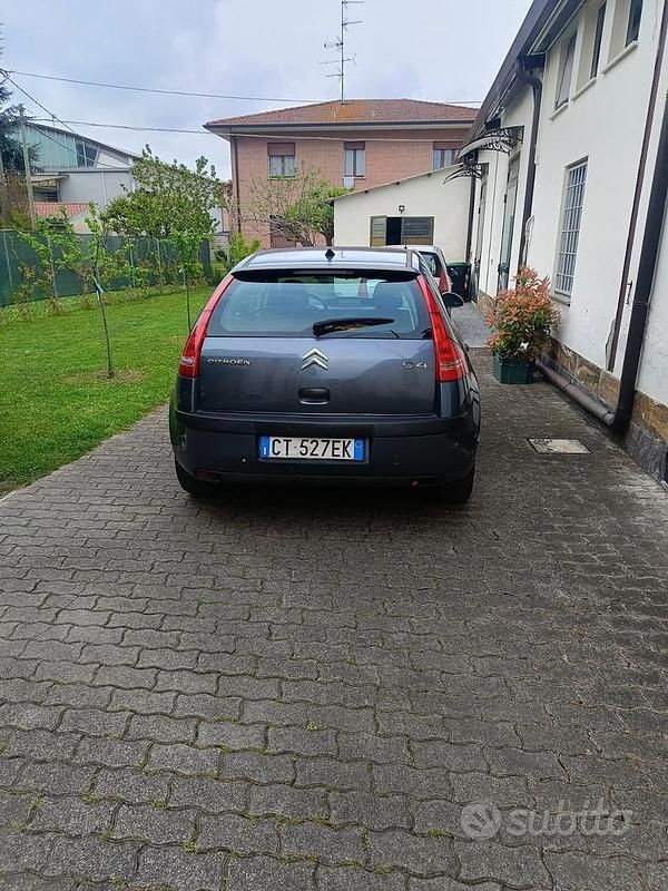 Usata Citroën C4 110 CV (80 kW) 2005 Nero Berlina