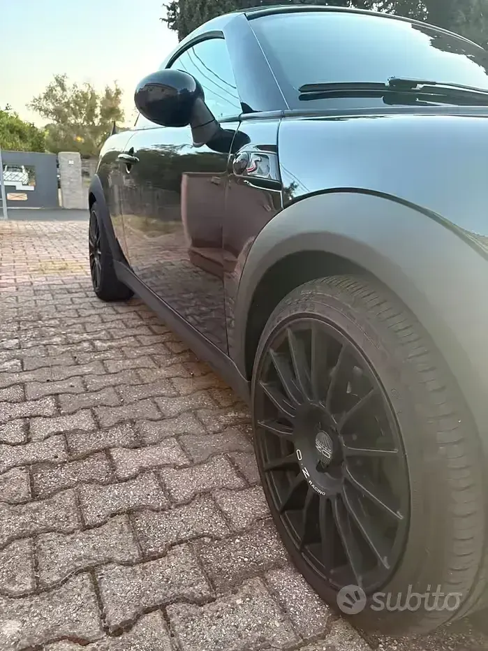 Usata Mini Cooper S Coupé 184 CV (135 kW) 2011 Nero Coupé