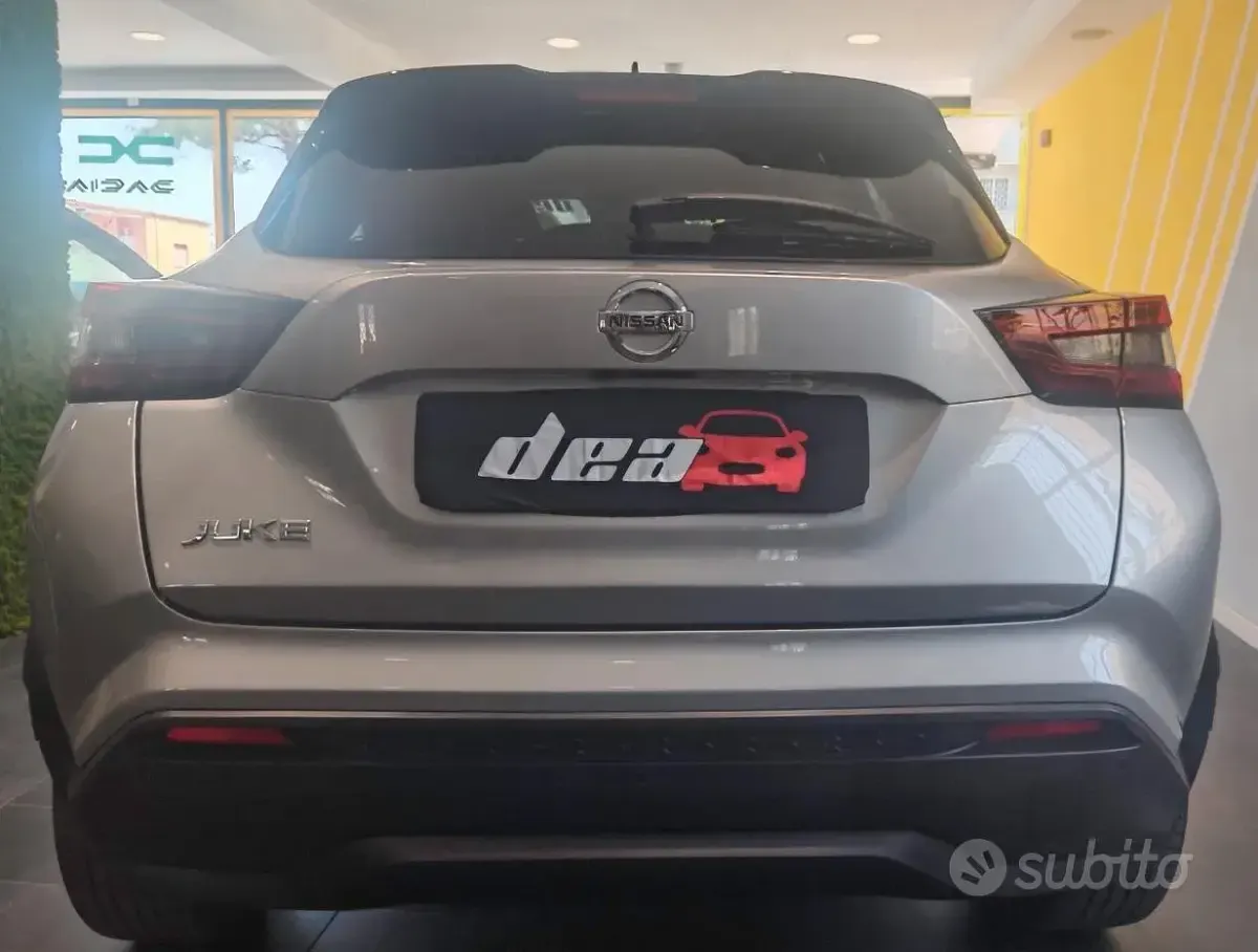 Usata Nissan Juke N-Connecta 114 CV (83 kW) 2023 Grigio SUV