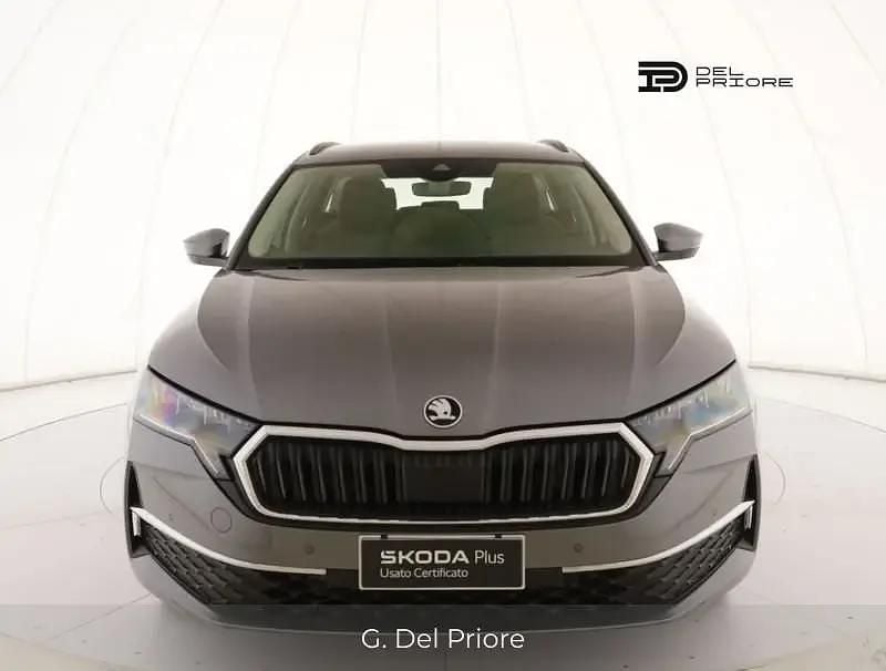 Usata Skoda Octavia Selection 150 CV (110 kW) 2025 Grigio Station wagon